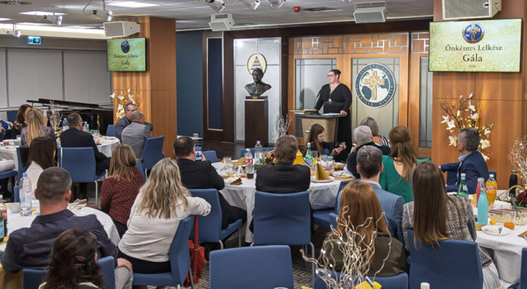 Első önkéntes lelkész gálán beszélnek az elért eredményekről
